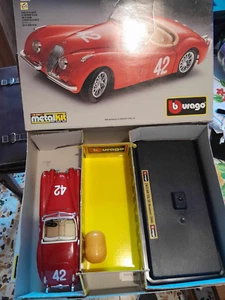 burago metal kit 1/24 jaguar xk120 roadster 1948 già montata - Picture 1 of 3