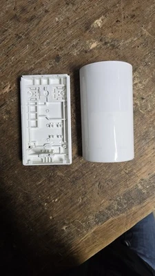 Sensor de movimento PIR sem fio Honeywell Sixpira - Branco - Imagem 1 de 2