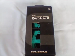 Race Face Chester Bike Pedals 9/16" - Composite - Turquoise -PD20CHETUQ - Picture 1 of 4