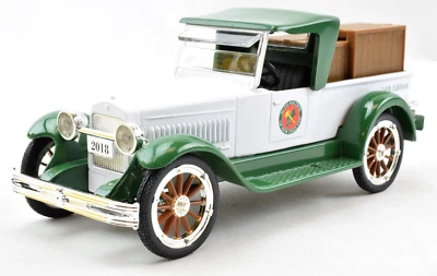 Liberty Classics 2018 Auto Auction 1922 Studebaker 1:25 Diecast Car Bank 21086 - Image 1 of 4
