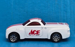 Matchbox Chevrolet SSR White Red Stripes TMGM 2001 Mattel China 03 - Picture 1 of 6