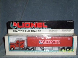 LIONEL 6-12725 LIONEL TRACTOR AND TRAILER - Picture 1 of 3