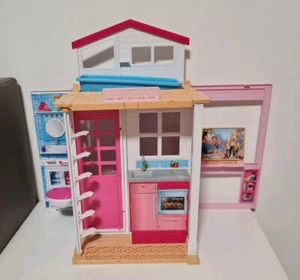 Mattel DVV47 Barbie 2 Etagen Story Ferien Traum Haus Villa Klappbar 1186mj - Bild 1 von 4
