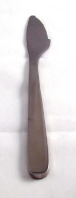 Ikea Acero Inoxidable FORNUFT Lote de 2 Cuchillos de Cena 8 1/8" NUEVO Foto 1 de 3