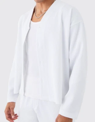 Camisa Boohoo Hombre Blanca Plisada Manga Larga Sin Cuello Cuadrada Talla Grande Nueva con Etiquetas Foto 1 de 4