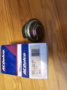 NOS 17113462 1709148 Genuine GM AC DELCO 90-91 Chevrolet Caprice EGR Valve - Picture 1 of 3