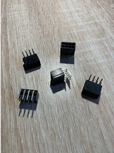 Molex 8 Pin PCIe Buchse 5569 CPU Strom - Female 4,2mm in Schwarz, lötbar - 90° - Bild 1 von 4