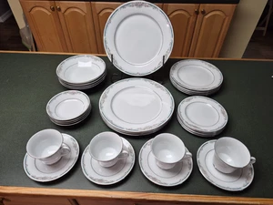 Noritake Enhancement 4035 28 Piece Dinner set Very Good Condition No chips LOOK - Picture 1 of 10