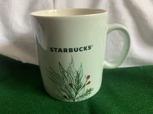 NWOT Starbucks LARGE 26 oz Mug Holiday Evergreen Berries Star 2020 Holiday - Picture 1 of 6