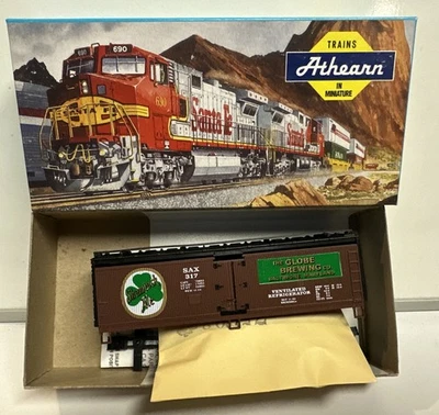 Show Me Model RR/ Athearn HO Scale Shamrock Ale 40' Reefer Car Kit #317 - Image 1 of 3