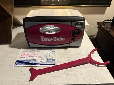Vintage 2003 Hasbro Model 65540 Easy-Bake Oven  | Tested & Works - Image 1 of 4