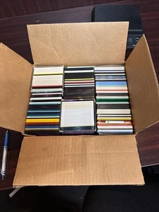 BULK LOT SET 3.5 FLOPPY DISKS VARIOUS DATA 180 ***BY WEIGHT*** - Afbeelding 1 van 1