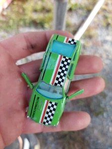 1/64 Scale Citroen CX2200 Diecast Car with Opening Doors - Yatming 1063 Green - Picture 1 of 6