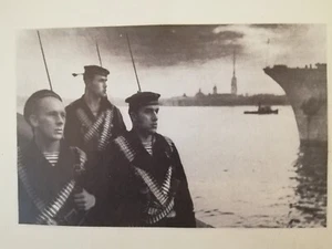 Ritaglio Illustrazione Leningrado Marinai FLOTTA DEL BALTICO World War 2 - Picture 1 of 1