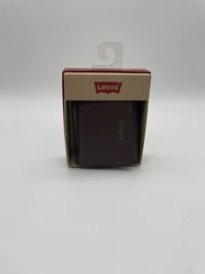 Levis Leather Trifold Wallet Mens Brown RFID Protection 6 Slots w/ Hook MSRP $36 - Picture 1 of 7