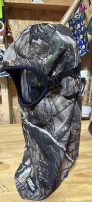 RealTree scent blocker adjustable face/head mask camo T78 - Image 1 of 4