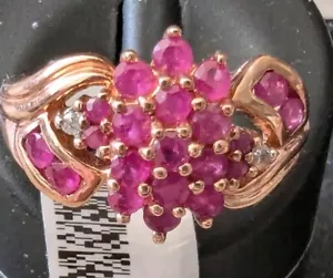 10K Rubin 0,90 ctw & Diamant Akzente Ringgröße 7 3,6 g - Bild 1 von 4