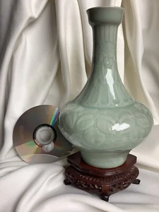 Signed Antique Korea Koryo Dynasty Celadon Green Porcelain Calligraphy Pot Vase - Picture 1 of 8