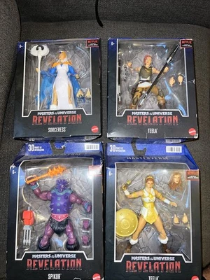 Masters Of the Universe Revelation Sorceress Mattel c2021/22 + 3 outros MISB - Imagem 1 de 4