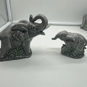 Fitz & Floyd Elephant Salt & Pepper Shakers Hand Painted Mama & Baby Vintage OCI - Picture 1 of 7