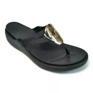 Chanclas líquidas metálicas Crocs Sanrah para mujer talla 4 ajuste relajado pistola/negra - Imagen 1 de 12