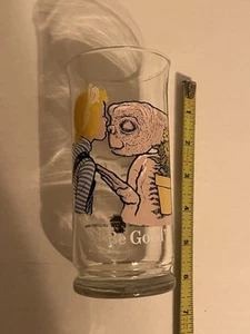 ET Pizza Hut 1982 Be Good Collectors Series Vintage Glass Extra Terrestrial VTG - Picture 1 of 3