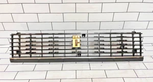 TOYOTA COROLLA  GL KE70 1982 FONT GRILLE GENUINE (53111-12500) - Picture 1 of 12