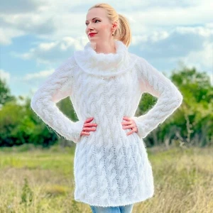 Maglione mohair bianco chiaro soffice abito tunica fuzzy fatto a mano di SuperTanya, M-L - Foto 1 di 9