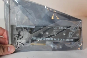 Asus Hyper M.2 X4 Mini Adapter Card - Afbeelding 1 van 3