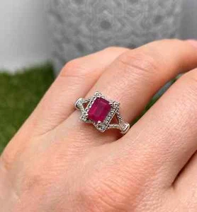 Natural Heated Ruby and White Topaz gemstone Ring, silver 925, gold plated, 8US - Picture 1 of 4