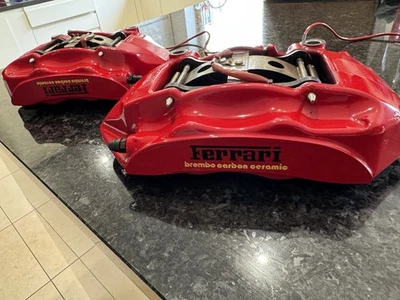 FERRARI CALIFORNIA  458 ITALIA FF F12 REAR RED BRAKE BREMBO CALIPER  PADS CARBON - Image 1 of 4