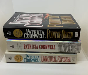 Lot of 3 Patricia Cornwell books paperbacks pre-owned  - Picture 1 of 7