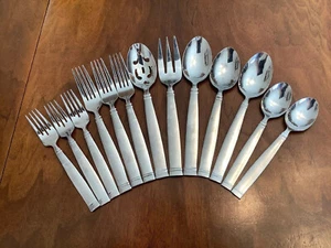 13 Pc Pfaltzgraff Passage Stainless Flatware Silverware Serving Forks Spoons E10 - Picture 1 of 12