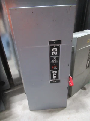 GE THN3364 Desconexión Modelo 7 200 Amp 600 Voltios 3P3W - GARANTÍA Foto 1 de 3