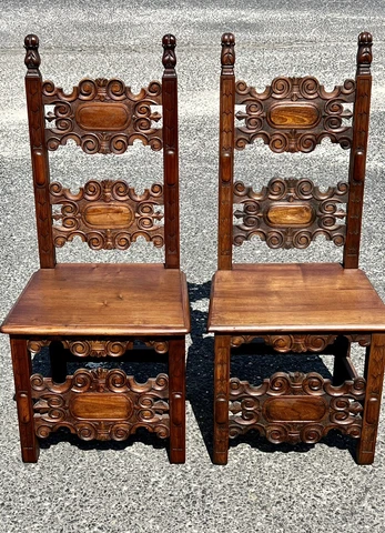 2 ANTIQUE 19c SPANISH HAND TOOLED EMBOSSED PAINTED LEATHER CARVED WALNUT CHAIR Cover