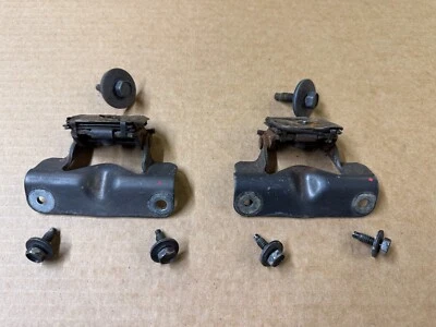 87-93 Ford Mustang Rear Hatch Hinges w/ Bolts Hatchback Rear Gate Hinge OEM GT - Image 1 of 4