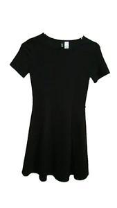 H & M Divided Black Fit & Flare Short Sleeve Dress Size US4 - Picture 1 of 4