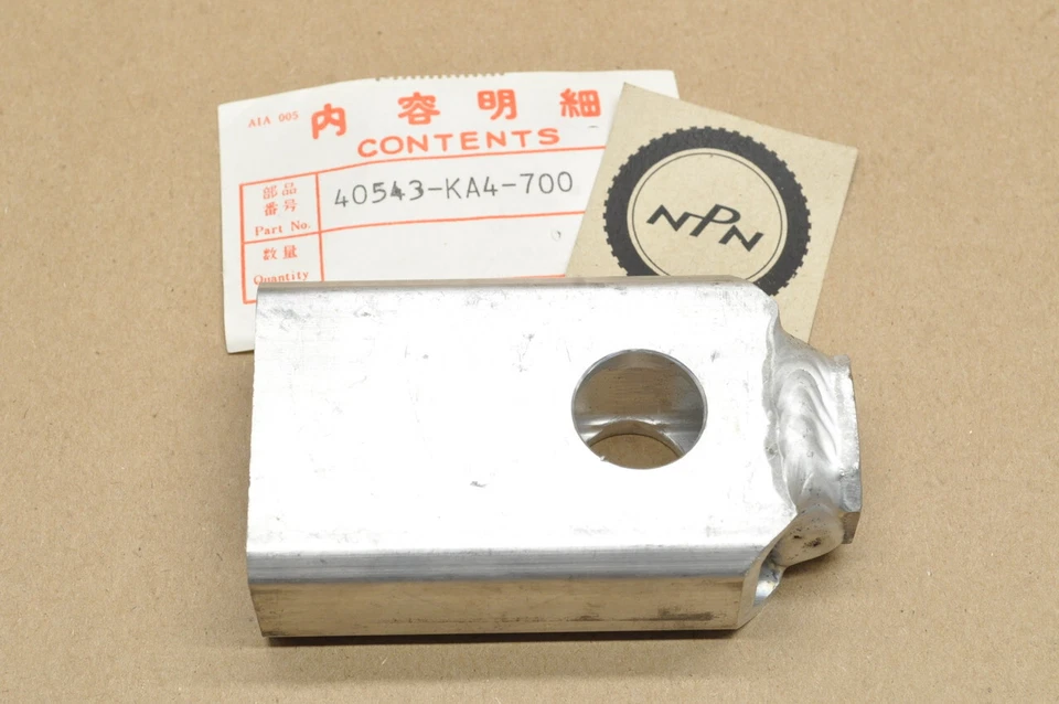 Ajustador de cadena de transmisión 40543-KA4-700 NUEVO DE STOCK Honda CR125 R CR250 R CR480 R CR500 R Foto 1 de 1