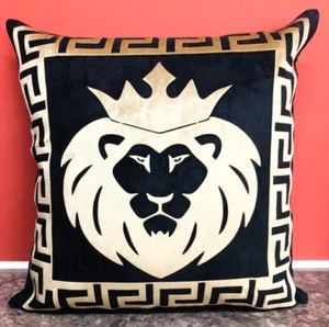 Simba Lion King Greek Keys Crushed Velvet Decorative Black & Gold Cushion Cover - Picture 1 of 4