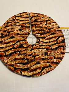 18” Bacon quilted Christmas tree skirt Table top Tree size - Picture 1 of 1