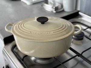 Le Creuset Cast Iron Casserole Dish With Lid 29cm, 4.7 L, Meringue/Almond/ Cream - Picture 1 of 11