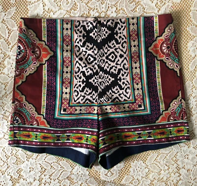 Pantalones Cortos Flying Tomato Cintura Alta Talla Mediana Cremallera Elastizados Foto 1 de 4