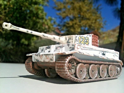 Corgi Tiger I Tank German Army, White Tiger Tank Eastern Front Showcase 1:76 - Image 1 of 4