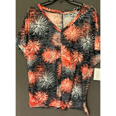 Camiseta informal Westbound Americana con estampado de fuegos artificiales XL poliéster rayón Foto 1 de 4