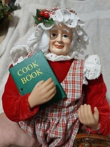 St Nicholas Square "Mrs. Claus" Spirit of Santa Claus Figure, 18" Tall - Picture 1 of 9