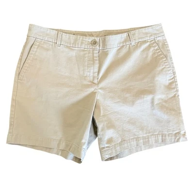 Talbots Women's Size 10P Khaki The Weekend Short Cotton Blend Preppy Classic - Image 1 of 4