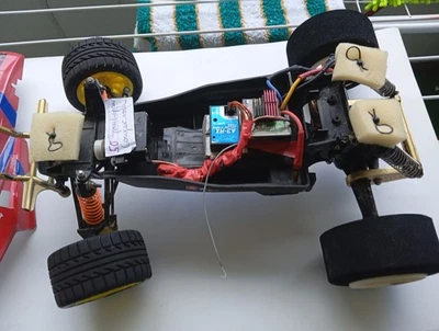 Rarität Tamiya Monster Grasshopper LRP Sender 2;4 MHz El.Regler Gelände Reifen - Bild 1 von 4