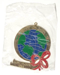 Nuevo GTE 1993 Paz en la Tierra Felices Fiestas Mundo Globo Navidad Adorno - Imagen 1 de 4