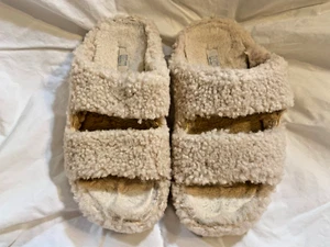 FITFLOP SHUV TWO-BAR SHEARLING SLIDES - SIZE 5 - Picture 1 of 5