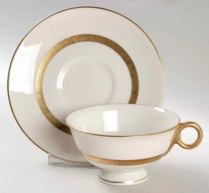 Haviland Claridge Cup & Saucer 189098 - Picture 1 of 1
